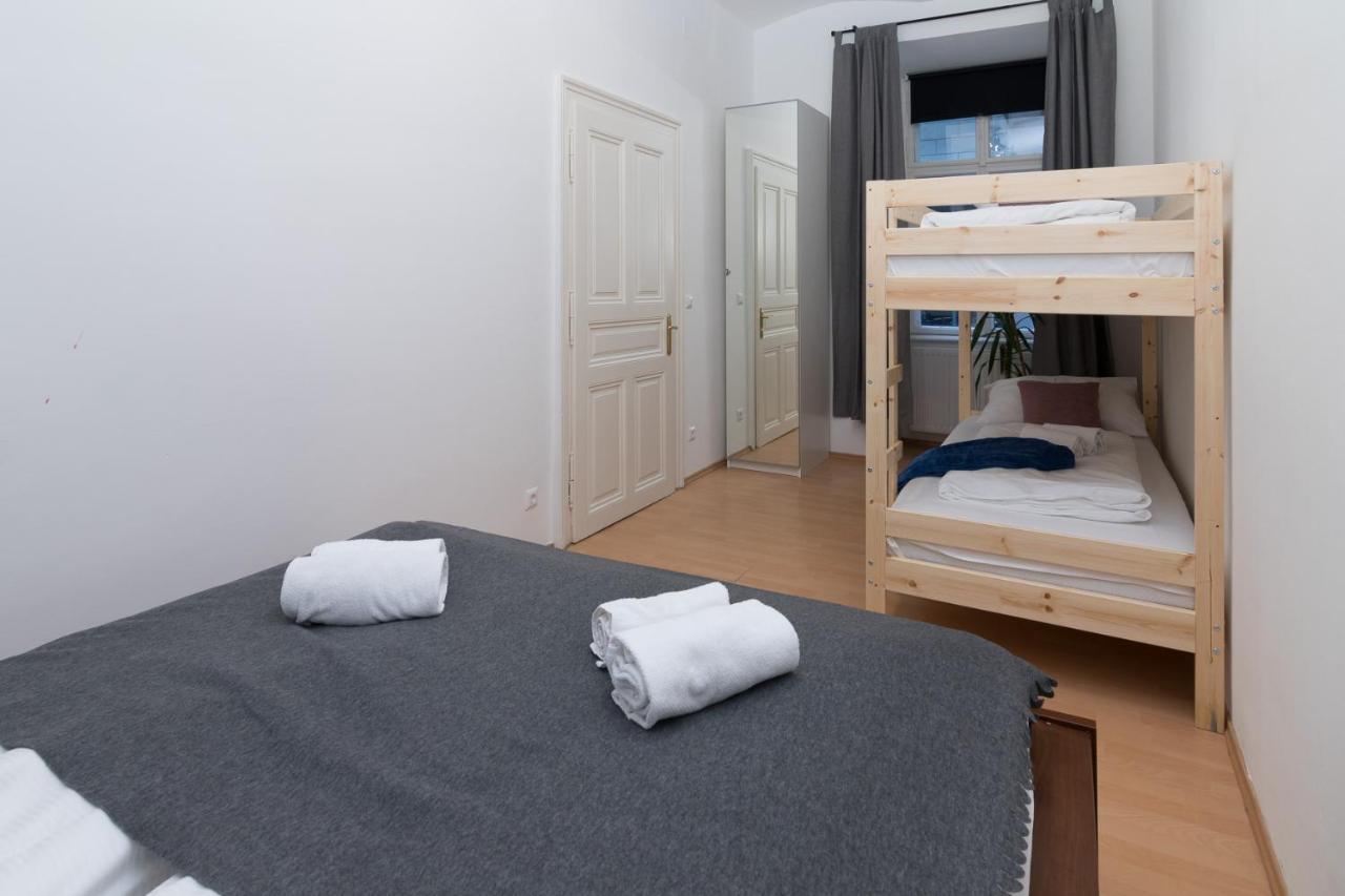 Spacious 2 Bedrooms Apartment In 4Th District Near Karlskirche Wien Exterior foto